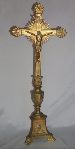 Croix d'autel