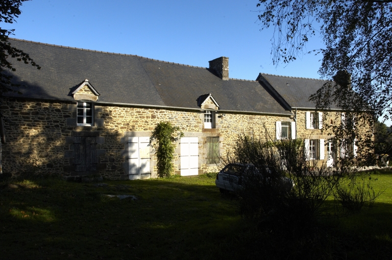 Alignement de maisons, Saint-Pétreuc (Plerguer)