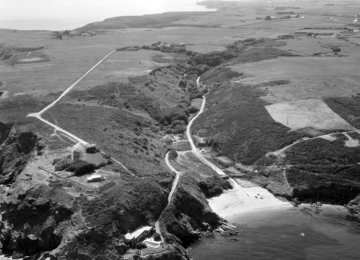Ensemble fortifié (batteries et retranchement), Port Blanc et Pointe d'Arzic (Locmaria)
