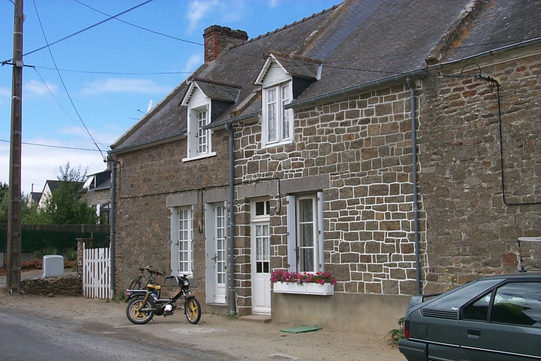 Maison, la Cours-ès-Girard (Cancale)