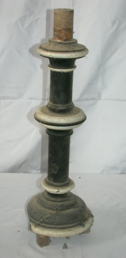 4 Chandeliers funéraire