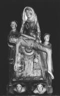 Groupe sculpté (demi-nature, d'applique) : Vierge de Pitié, église paroissiale Saint-Judoce (Lohuec)