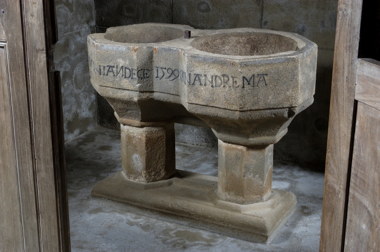 Fonts baptismaux