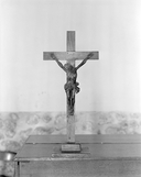 Croix de sacristie (crucifix) : Christ en croix (n° 2) (Chauvigné)