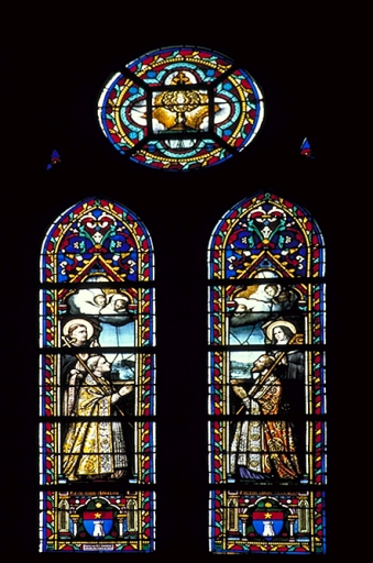 Verrière à personnages de la baie 100 : le saint Sacrement