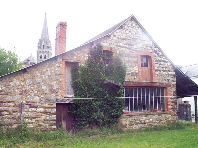 Atelier, 16 rue de l'Eglise (Maure-de-Bretagne fusionnée en Val d'Anast en 2017)
