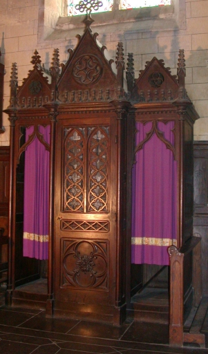 Ensemble de 4 confessionnaux