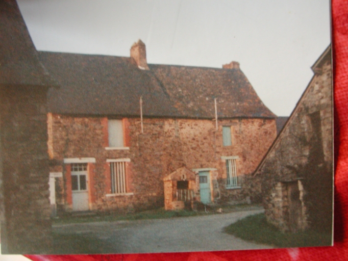 1ère ferme, la Perrière (Visseiche)