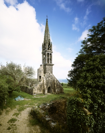 Eglise Saint-Pierre, Quimerc'h (Pont-de-Buis-lès-Quimerch)