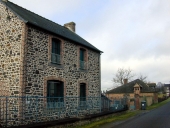 Maison d'artisan (?), dite Ker La Vallée, rue de Melesse (Combourg)