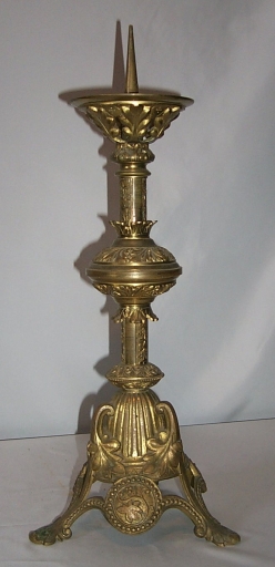 Ensemble de 4 chandeliers d'autel