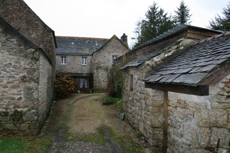 Hameau, Kergollot (Le Cloître Saint-Thégonnec)