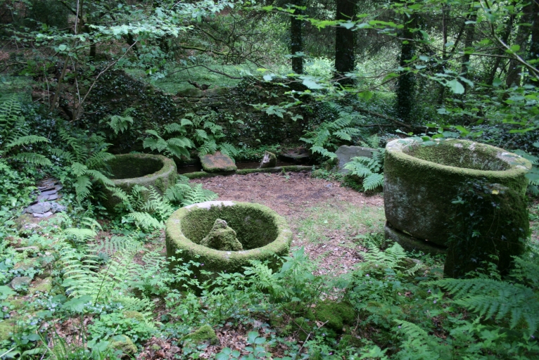 Ensemble de trois buanderies et d'une ancienne carrière, Resloas (Plounéour-Ménez)