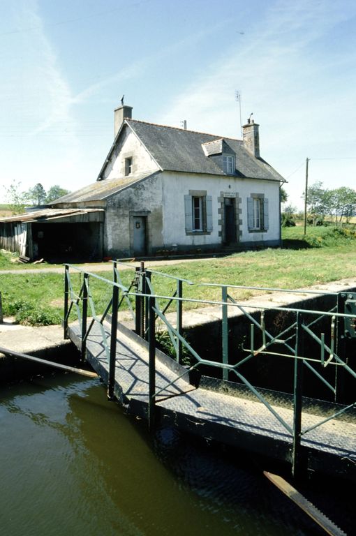 Maison éclusière de Kerponer, les Etangs du Roz (Noyal-Pontivy)