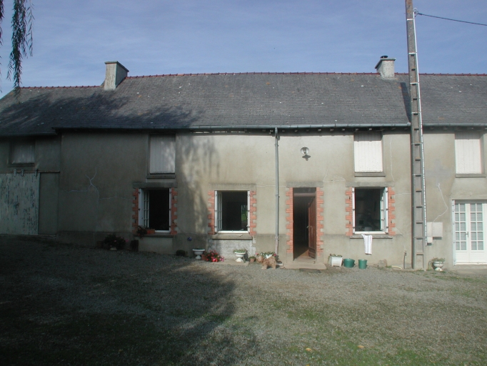 Ferme, R.D. 425, le Chêne-Fouche (La Mézière)