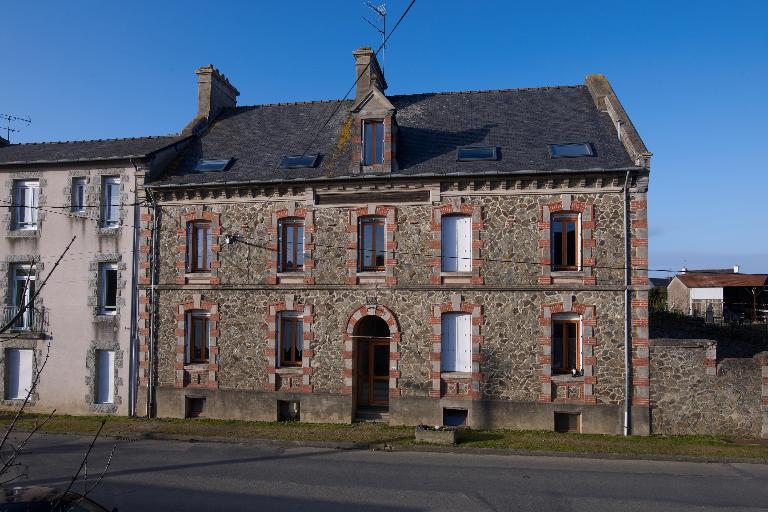 Ancienne gendarmerie, 25 rue aux toiles (La Roche-Derrien fusionnée en La Roche-Jaudy en 2019)
