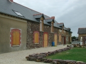 Alignement de maisons, la Haute Touche (Talensac)