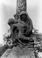 Groupe sculpté : Vierge de pitié, chapelle Notre-Dame-de-Bonne-Nouvelle (Cast)
