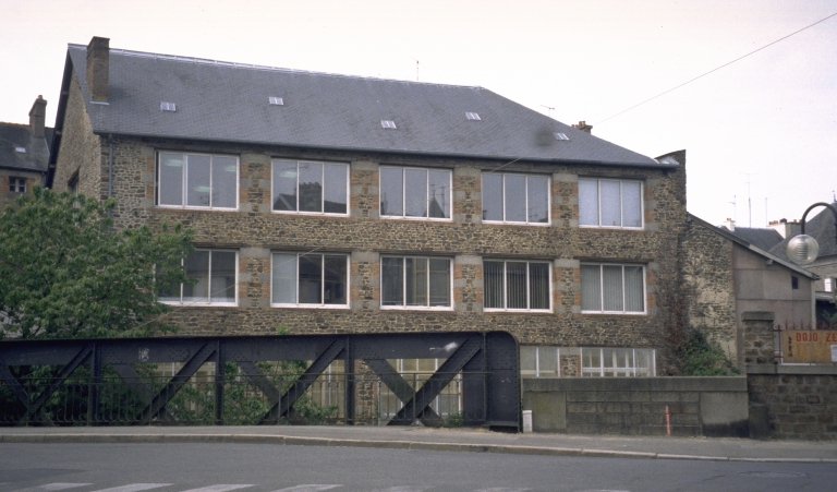 Usine de chaussures Gardain et Poirier, 11 bis rue Charles Malard (Fougères)