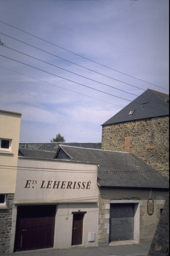 Usine de chaussures Sireul, Lebossé et Deshays, puis Lebossé Deshays, puis blanchisserie industrielle le Chevallier, 48 à 52 rue de Vitré (Fougères)