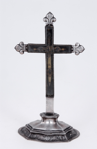 Croix-reliquaire