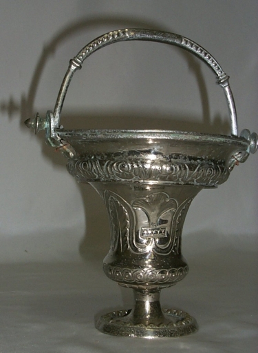 Seau à eau bénite