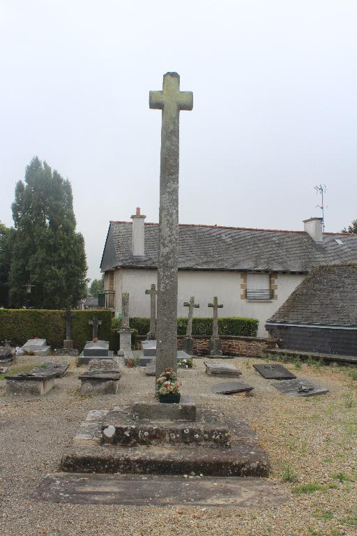 Croix du cimetière (Chavagne)
