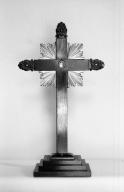 Croix reliquaire, église paroissiale Notre-Dame (Montreuil-des-Landes)