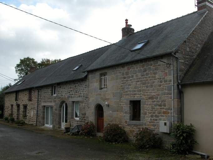 Ferme, actuellement maisons, la Bouvrais (Dingé)