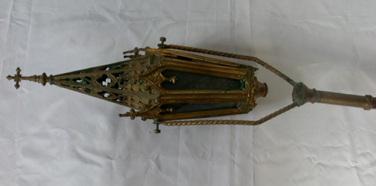 4 Lanternes de procession