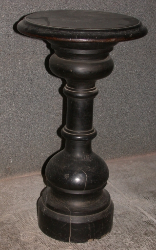 Tabouret d'église