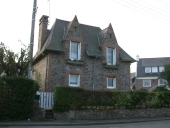 Maison, 33 boulevard Jean Mermoz ; 2 rue de Kerreut (Perros-Guirec)