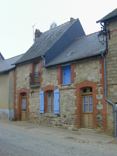 Maison, 8 rue de la Grange (Saint-Sulpice-la-Forêt)