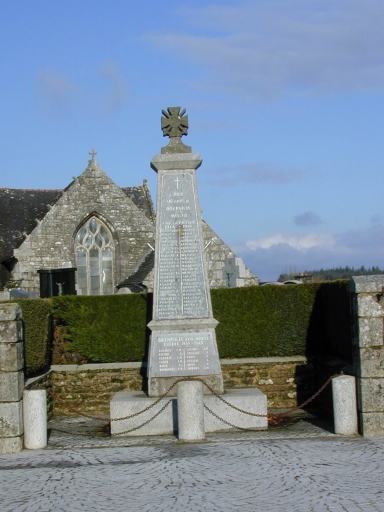 Monument aux morts, bourg (Brennilis)