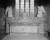 Autel, tabernacle, gradins d'autel (2) (maître-autel), chapelle Saint-Laurent ou Notre-Dame-de-Bonne-Nouvelle (Goulien)