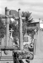 Croix de cimetière, rue Ernest Renan (Carhaix-Plouguer)