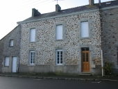 Maison, 9 rue de la Forêt (Le Pertre)