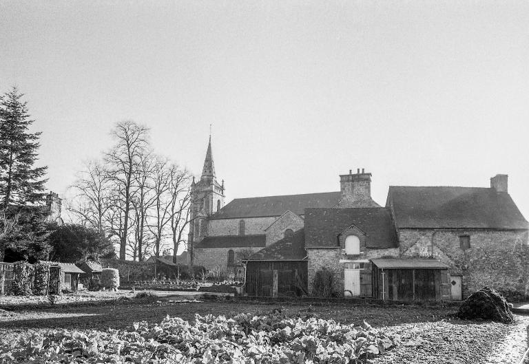 Église paroissiale Saint-Jean-Baptiste, place de l'Eglise (Ercé-près-Liffré)