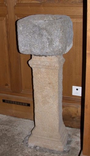 Paire de bénitiers