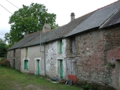 Alignement de maisons, la Rousselais (La Chapelle-de-Brain)