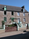 Maison, 15-17 rue du Bourg (Pleugueneuc)