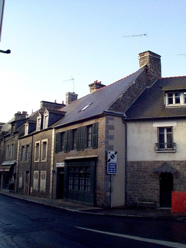 Maison, 2 rue des Ponts (Dol-de-Bretagne)