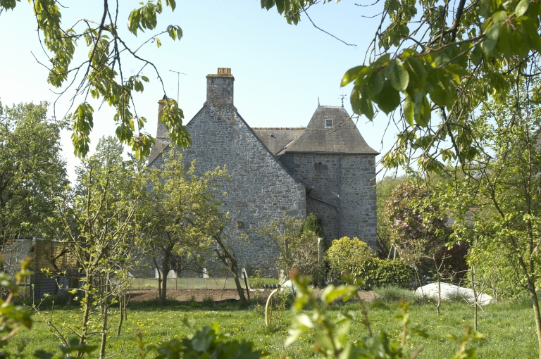 Ancien manoir de la Poirière