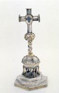 Croix-reliquaire : de la Vraie Croix, église paroissiale Saint-Pierre (Plouénan)