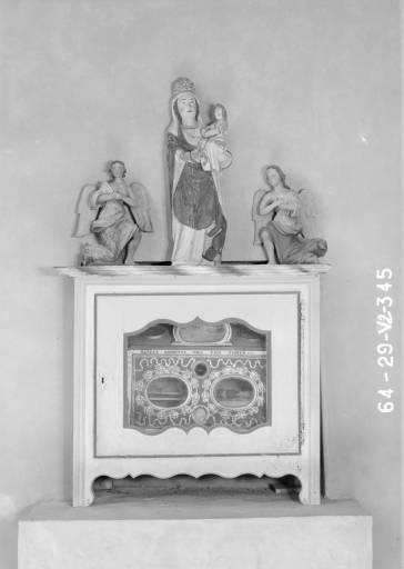 2 statuettes : Anges orants, chapelle Saint-Sauveur (Saint-Hernin)