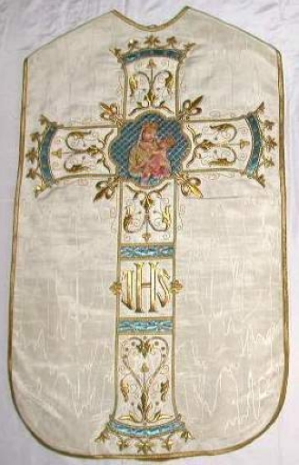 Ornement blanc 1 : chasuble, étole, voile de calice