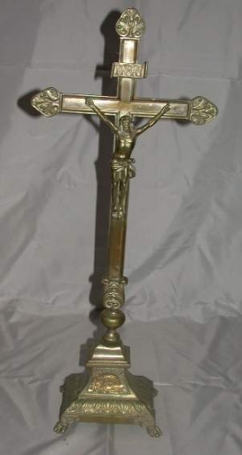 Croix d'autel
