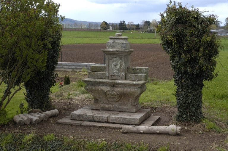 Croix de chemin, près de Saint-Thuriau (Saint-Barthélemy)