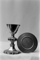 Calice, patène, église paroissiale Saint-Laurent (Callac)