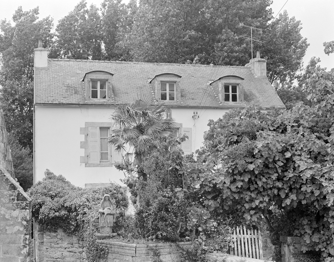 Presbytère, Lababan (Pouldreuzic)